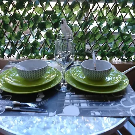 Appartement Nicolas 2 *